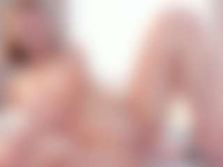 Live cam show with NaomiSunset - Wet on Camsoda