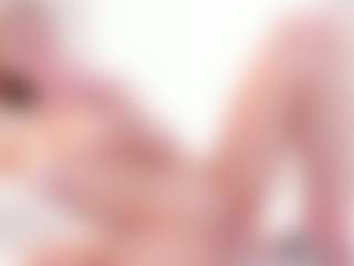 Live cam show with NaomiSunset - Bedroom on Soda Cam