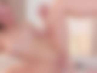 Live cam show with NaomiSunset - Blonde Hair on dropp.cam