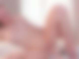Live cam show with NaomiSunset - Brown Eyes Blonde Hair on Camsoda