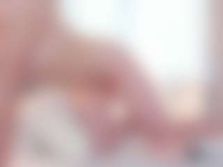 Live cam show with NaomiSunset - Skinny on CamwithHer