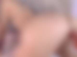 Live cam show with Amber - Creamy on camgirlchat.live