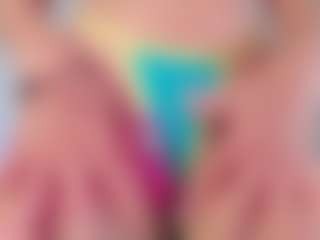 Live cam show with Amber - Smoking on Camsoda