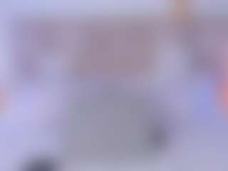 Live cam show with Amber - Amateur Brown Hair on SpunkLive