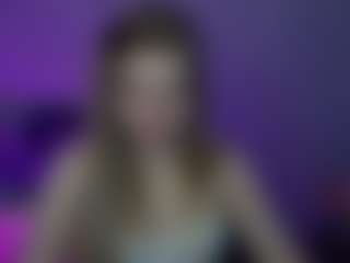 Live cam show with lilyWilliamss - Queen on Fit Hotties