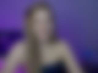 Live cam show with lilyWilliamss - Average on nudelive.tv