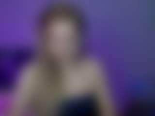 Live cam show with lilyWilliamss - Blue Eyes on sexylive.show