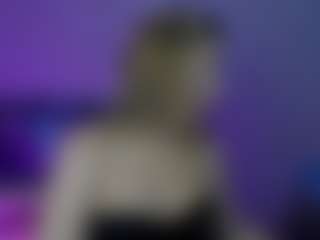 Live cam show with lilyWilliamss - Blonde Hair Small Tits on Gym Cam Girls