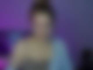 Live cam show with lilyWilliamss - Average on nudelive.tv