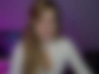 Live cam show with lilyWilliamss - Normal on live18s.com