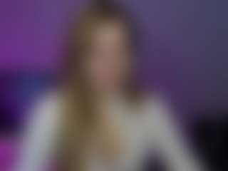 Live cam show with lilyWilliamss - Average on studioflirtlive.com