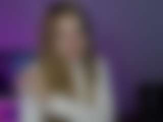 Live cam show with lilyWilliamss - Blue Eyes on xDating