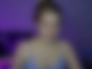 Live cam show with lilyWilliamss - Body Massage on Mixed Magazine Live