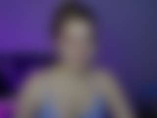 Live cam show with lilyWilliamss - Blue Eyes on liverealitysex.com