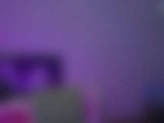 Live cam show with lilyWilliamss - Blue Eyes on sexylive.show