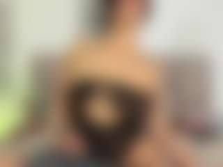 Live cam show with MilliMattell - Middle Aged on UwU Esports