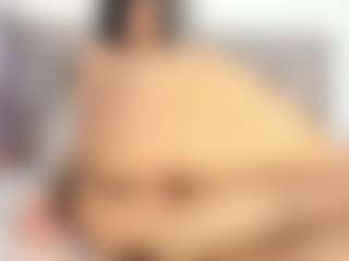 Live cam show with MilliMattell - Tittyfuck on milfzrlive.com