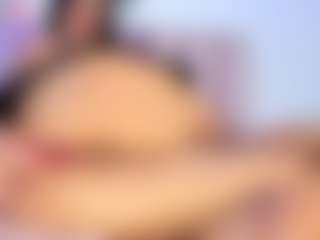 Live-Cam-Show mit MilliMattell - Tittyfuck auf Camsoda