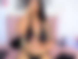 Live cam show with MilliMattell - Control on intimatelivegirls.com