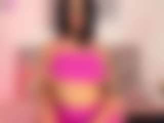 Live cam show with MilliMattell - Middle Aged on live18s.com