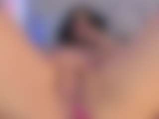 Live cam show with MilliMattell - Athletic BBW on CamwithHer