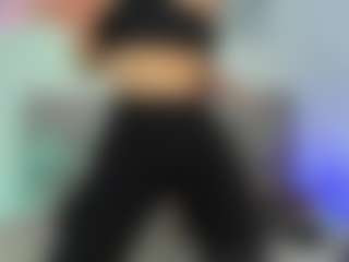 MilliMattell's Live Sex Cam Show