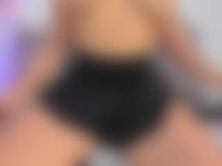 MilliMattell's Live Sex Cam Show