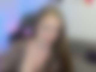 Live cam show with Piinkpandora - Nipple Piercings on eurowanks.com