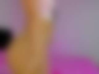 Live cam show with saraart - Dirty Talk on Camiplay Live