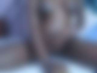 Live cam show with sweet-razzy - Ebony on friskycurves.com | kenya