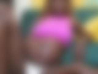 sweet-razzy's Live Sex Cam Show