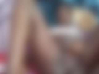 Live cam show with sweet-razzy - Ebony on Nude Chat * 1 On 1 Webcam Sex * Live Cam Show | kenya