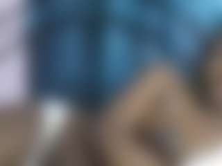 Live cam show with sweet-razzy - Ebony on madthumbs | kenya