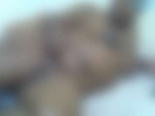 Live cam show with Sweetbubbly254 - Middle Aged on friskycurves.com