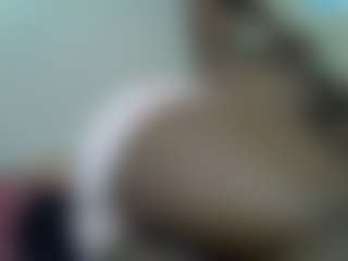 Live cam show with Sweetbubbly254 - Big Nipples on Camsoda