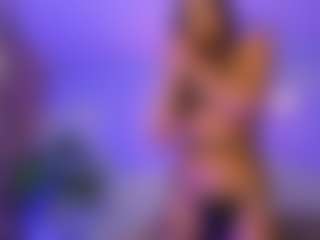 Live cam show with Keytin-Thomson - Blonde Hair on Camsoda