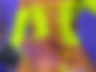 Live cam show with Keytin-Thomson - Smoking on Camsoda