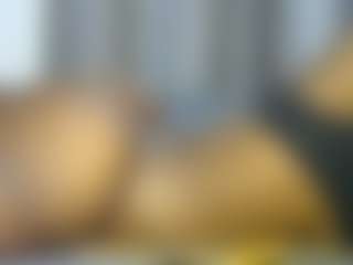 thickpetite's Live Sex Cam Show