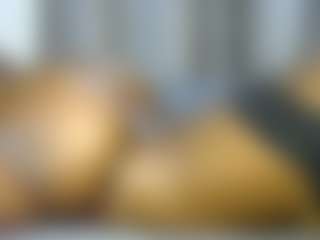 thickpetite's Live Sex Cam Show