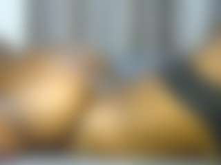 thickpetite's Live Sex Cam Show