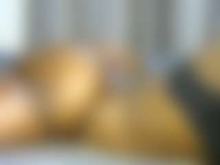 thickpetite's Live Sex Cam Show