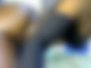 thickpetite's Live Sex Cam Show