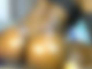 thickpetite's Live Sex Cam Show