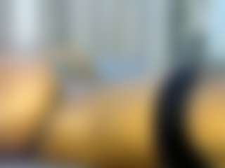 thickpetite's Live Sex Cam Show
