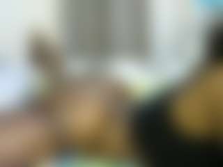 thickpetite's Live Sex Cam Show