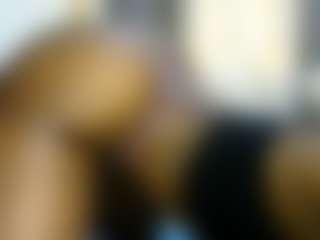 thickpetite's Live Sex Cam Show
