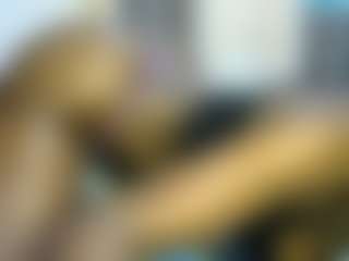 thickpetite's Live Sex Cam Show