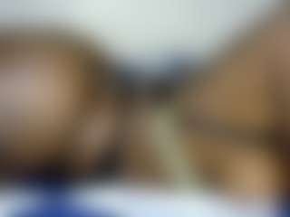 thickpetite's Live Sex Cam Show