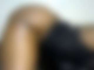 thickpetite's Live Sex Cam Show