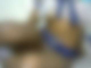 thickpetite's Live Sex Cam Show